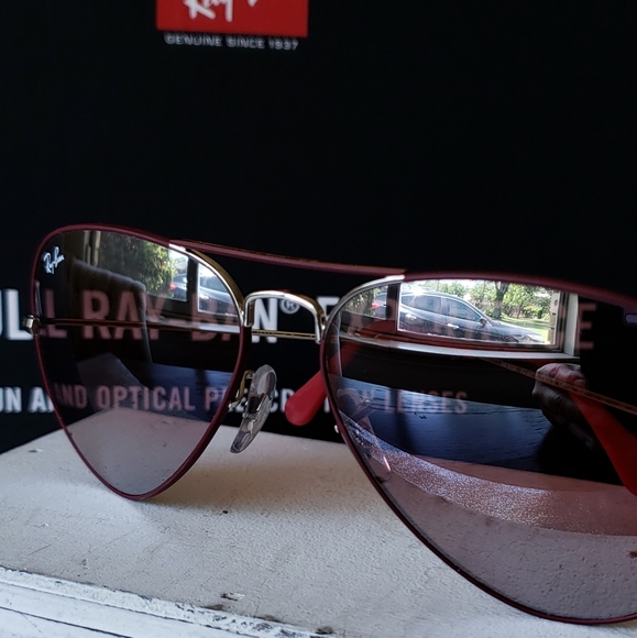 NEW Ray Ban RB3025 Aviator sunglasses
